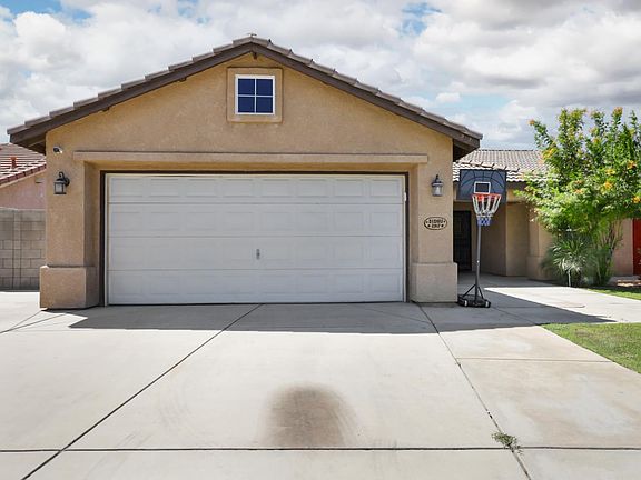 3rd image of 2917 Tapo Ridge Dr