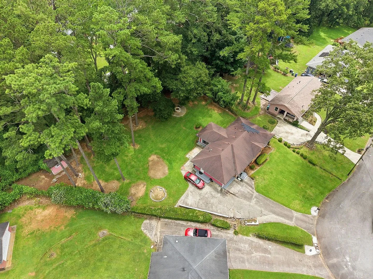 Room in 4 Bedroom Home in Atlanta — Photo 4