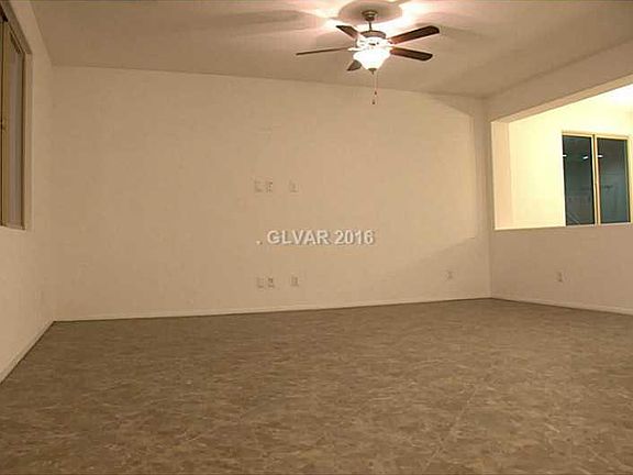 2nd image of 3480 Butterfly Bush St