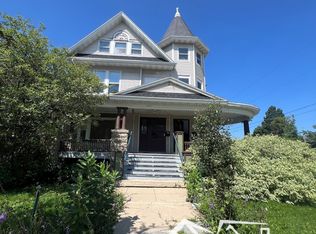 691 Franklin St #A, Oshkosh, WI 54901