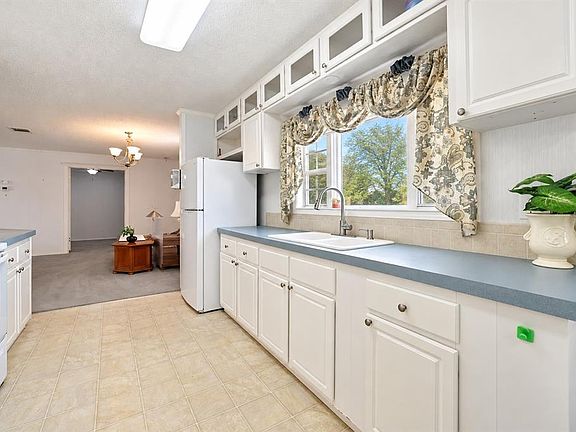 4th image of 29206 CRAWFORD AVENUE