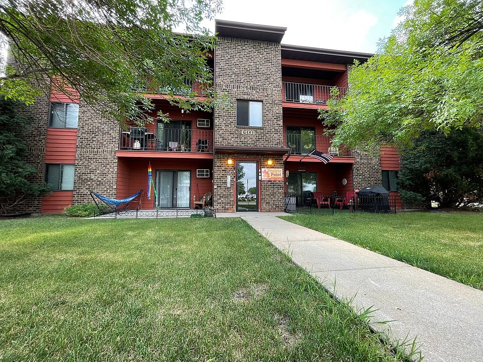 1st image of 1401 14th Ave E #12