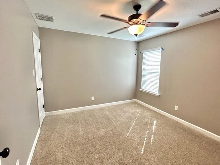 8136 Maywood Dr — Photo 8