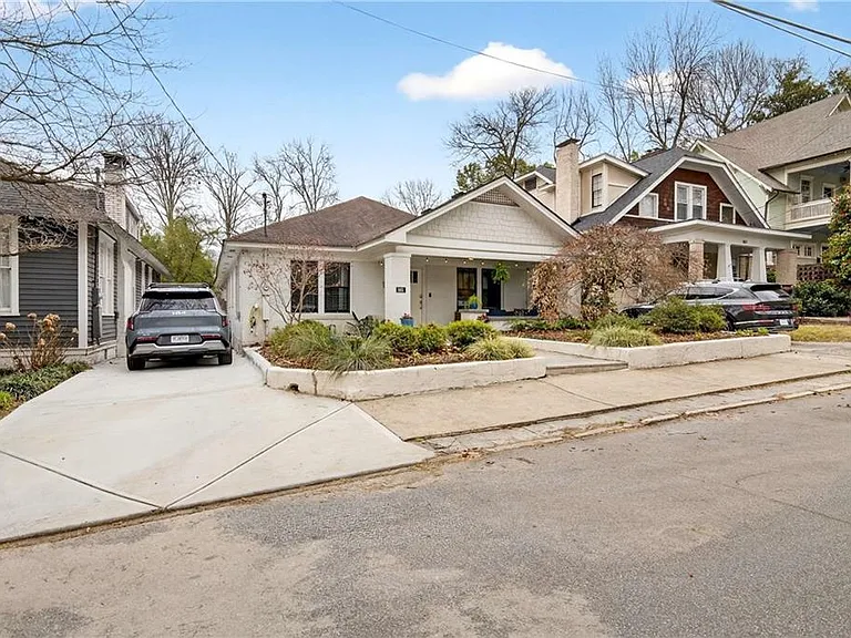 865 Monroe Cir NE — Photo 12