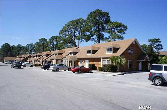 1st image of 202 Forest Park Cir