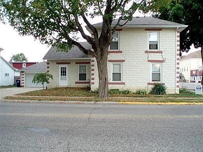 2nd image of 109 W Washington St