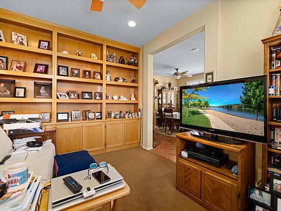 3rd image of 1010 E Avenue K #11