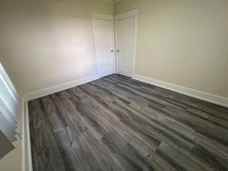 204-206 N. Cedar St. — Photo 20