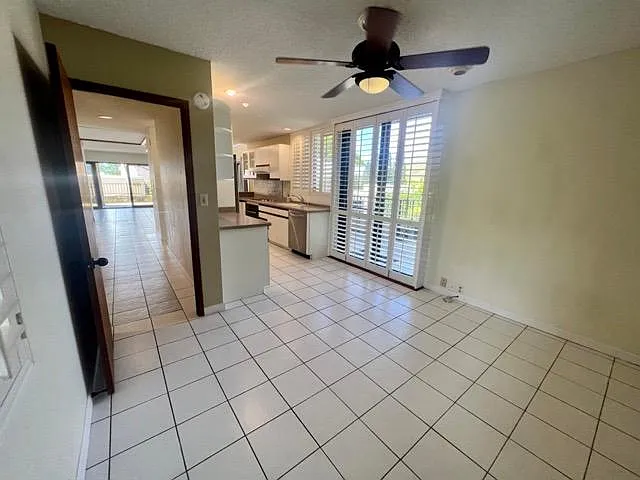 358 Kaelepulu Dr #A — Photo 3