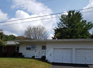 2868 Cranberry Rd, Woodlawn, VA 24381