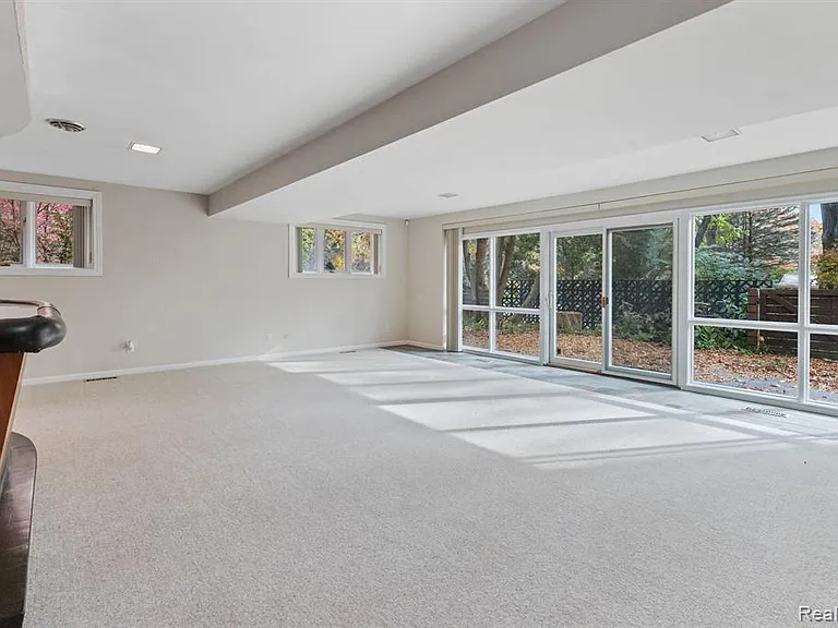 4966 Whispering Pine Ln — Photo 30