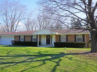 3680 Sunny Crest Dr, Brookfield, WI 53005