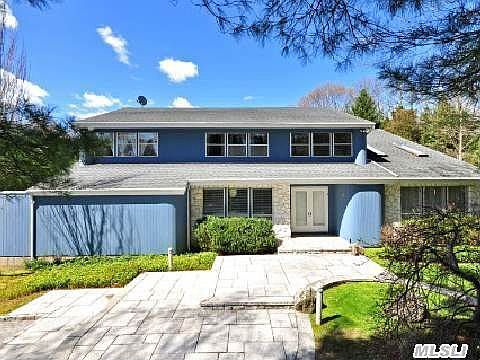 1st image of 20 Greenwood Ln