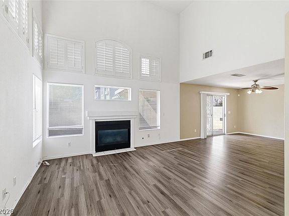 4th image of 6675 Whistling Swan Way