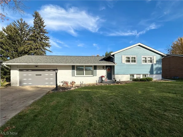 813 Highland Ave, Wadsworth, OH 44281