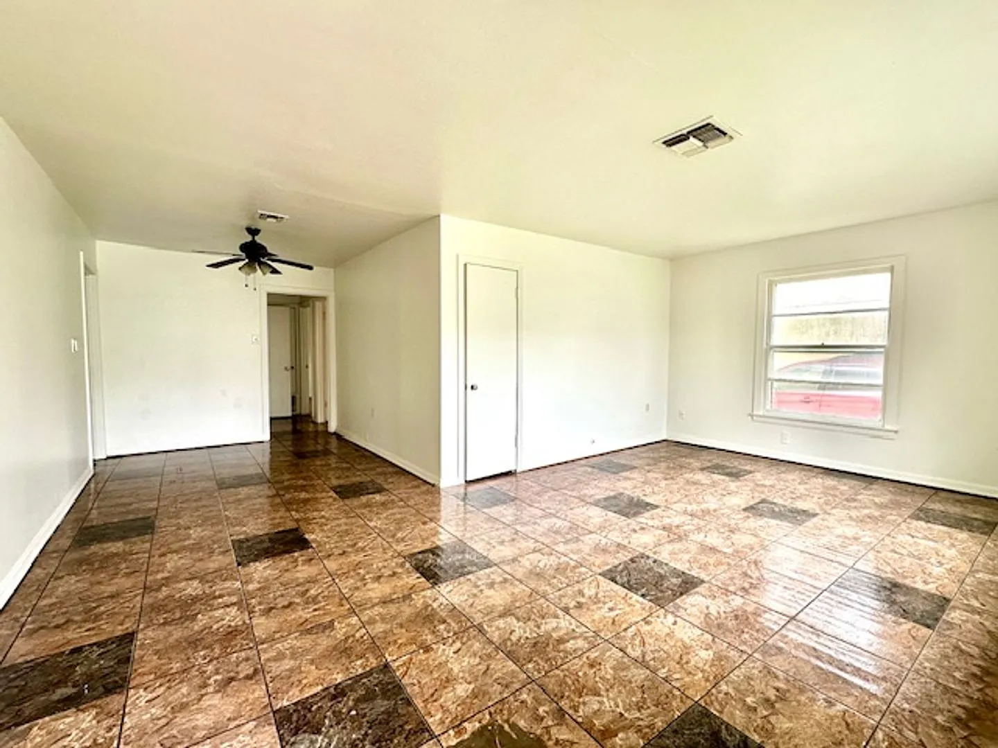 Two Bedroom One Bath — Photo 4