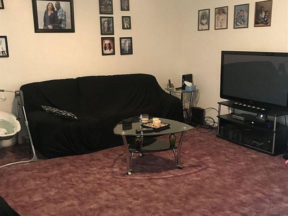 2nd image of 1014 Ventura Dr