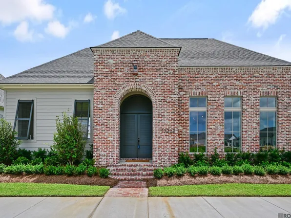 13727 Wild Canary Dr, Baton Rouge, LA 70810