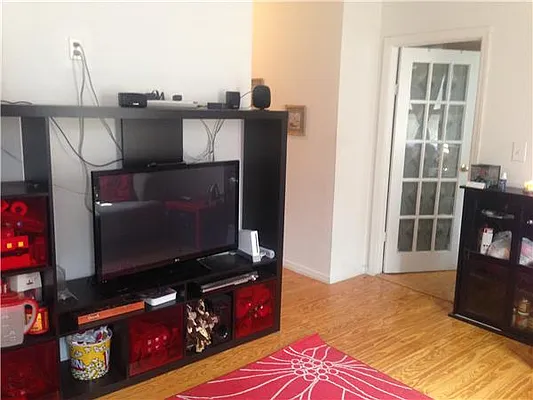 Rented by Platinum Properties | media 16