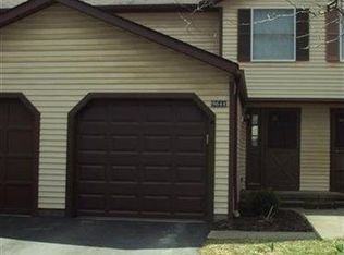 9644 E Idlewood Dr, Twinsburg, OH 44087