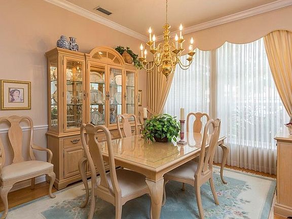 4th image of 8705 Cypress Mill Ct