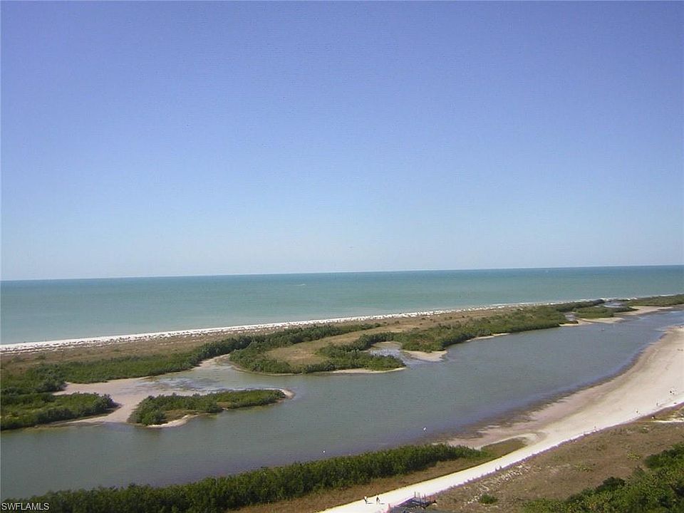 1st image of 440 Seaview Ct APT 908
