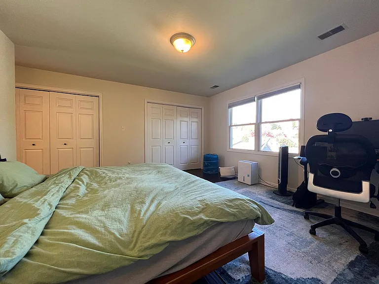 240 Newberry Ln — Photo 31