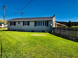 190 Vista Ln, Sundance, WY 82729