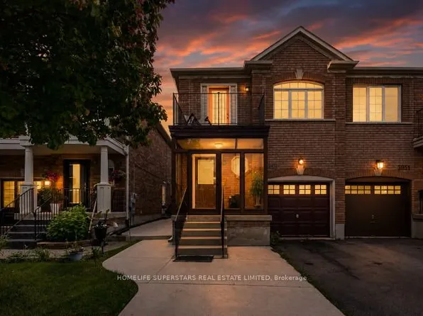 3953 Manatee Way, Mississauga, ON L5M 6P6
