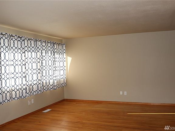 4th image of 44 157th Ave SE