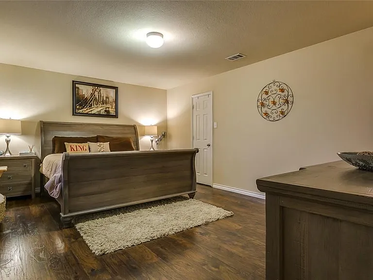 8832 Elk Creek Ln — Photo 26