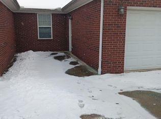 1447 N 3rd St #9, Bardstown, KY 40004
