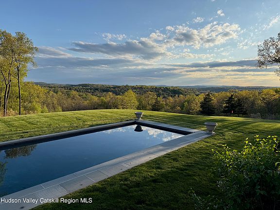 2nd image of 790 Stanford Road