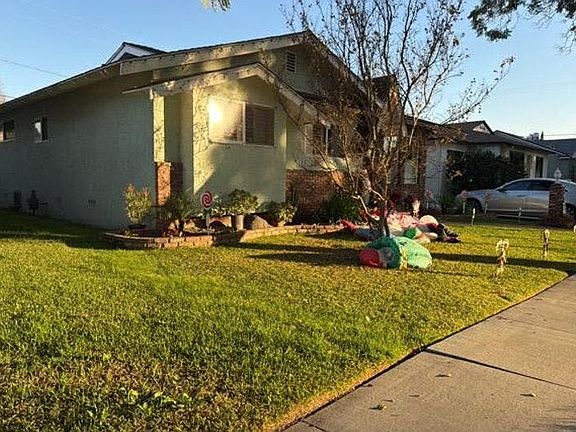 3rd image of 3618 Petaluma Ave
