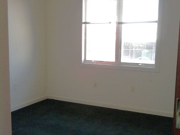 4th image of 2185 Dwight Way APT 3