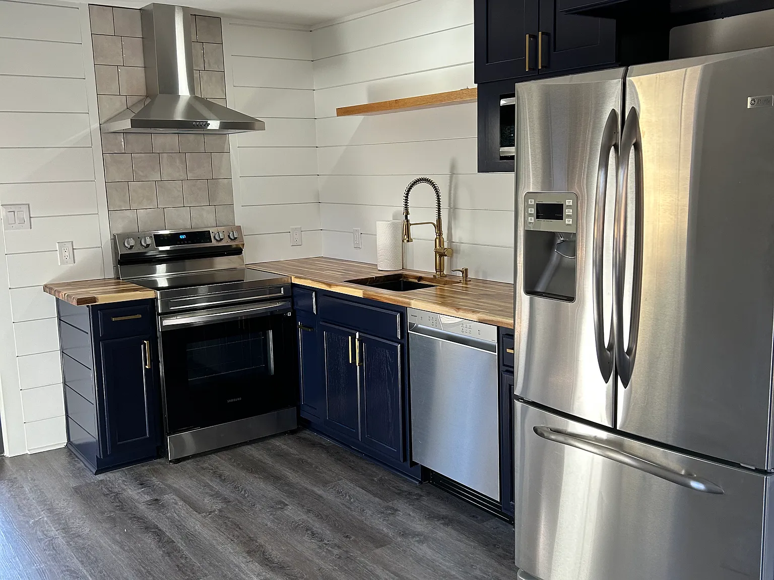 515 Carolina Ave — Photo 3