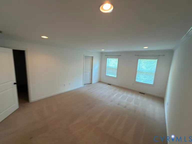 11403 Hayloft Ln — Photo 12
