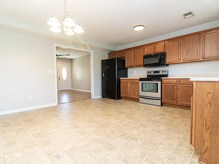 134 Twin Lakes Dr — Photo 8