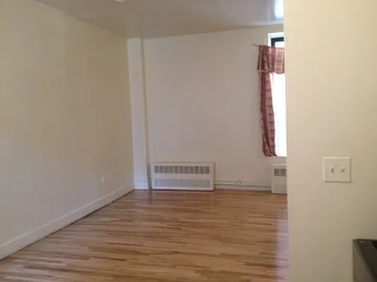 Rented by Wyckoff Heights Realty Inc. | media 9