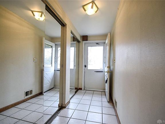 4th image of 5079 Dobbs Dr