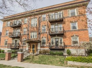 4328 Walnut St, Kansas City, MO 64111