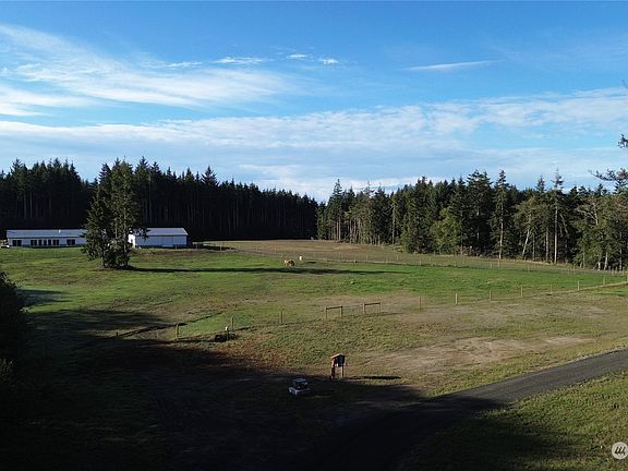 2nd image of 35 Bear Meadows Lane