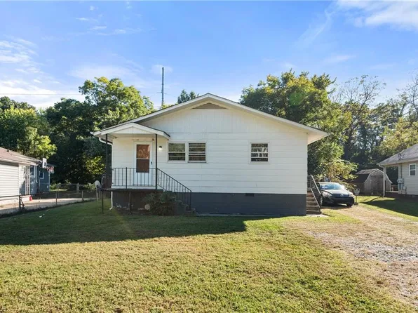 1610 Brockett Ave, High Point, NC 27260