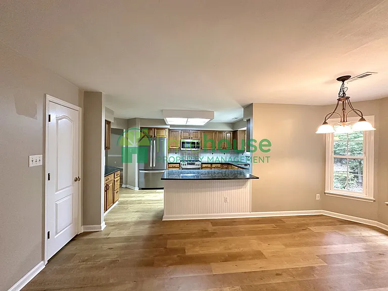 2849 Crossings Dr — Photo 8