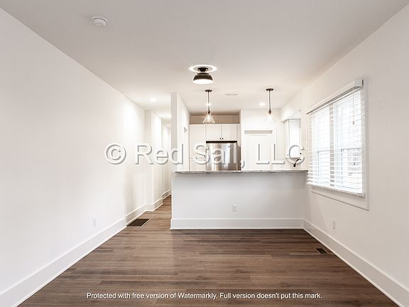2nd image of 1302-1304 N Tecumseh St