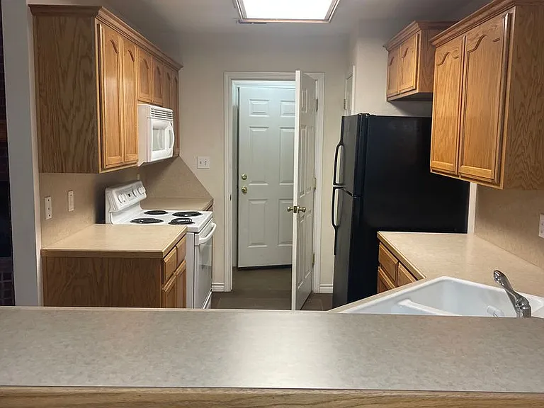 2449 Patriot Commons Rd — Photo 10