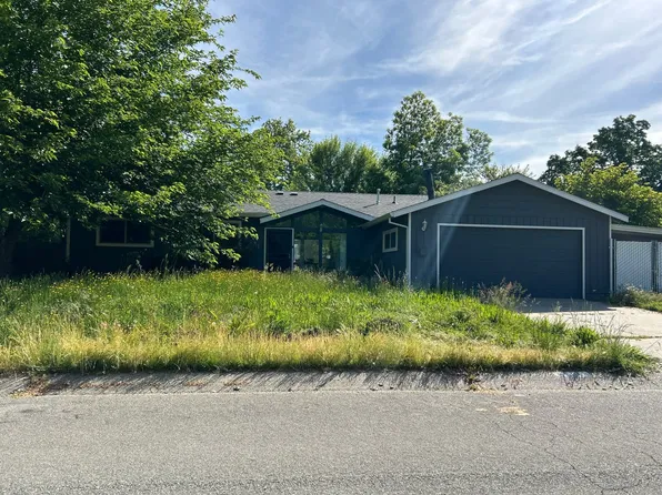 6531 Paso Dr, Redding, CA 96001