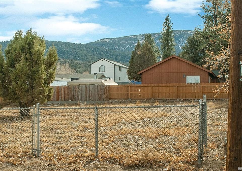 1st image of 0 Cedar Pine Ln