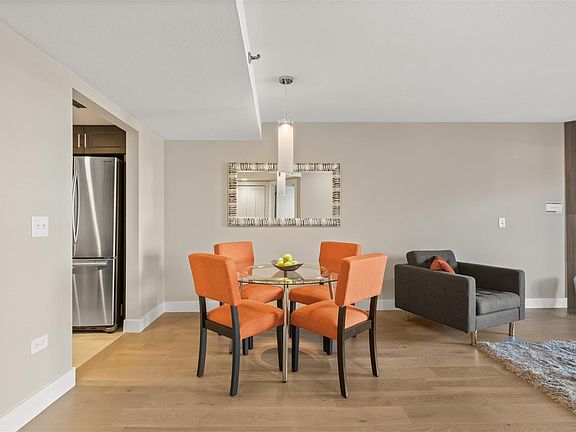 4th image of 350 N Detroit St APT 213