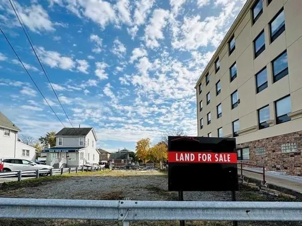 2464 Lemoine Ave, Fort Lee, NJ 07024